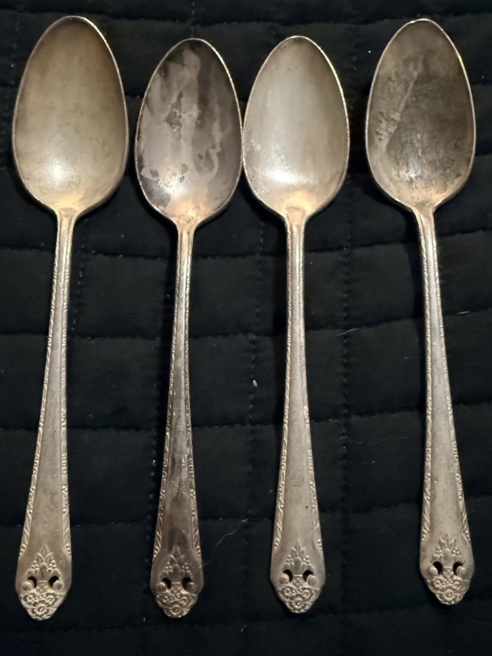 Vtg Holmes & Edwards LOVELY LADY Teaspoons Lot of 4 Silverplate Inlaid IS 1937